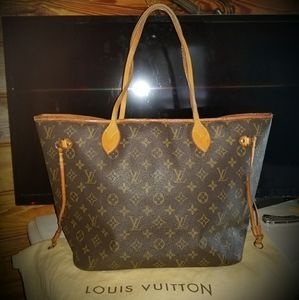 SOLD Louis Vuitton Neverfull MM